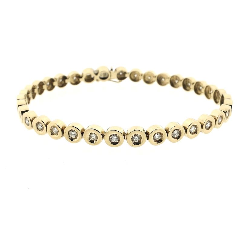 Image 5 of Gold tennis bracelet with 0.82 ct. diamond | 20 cm