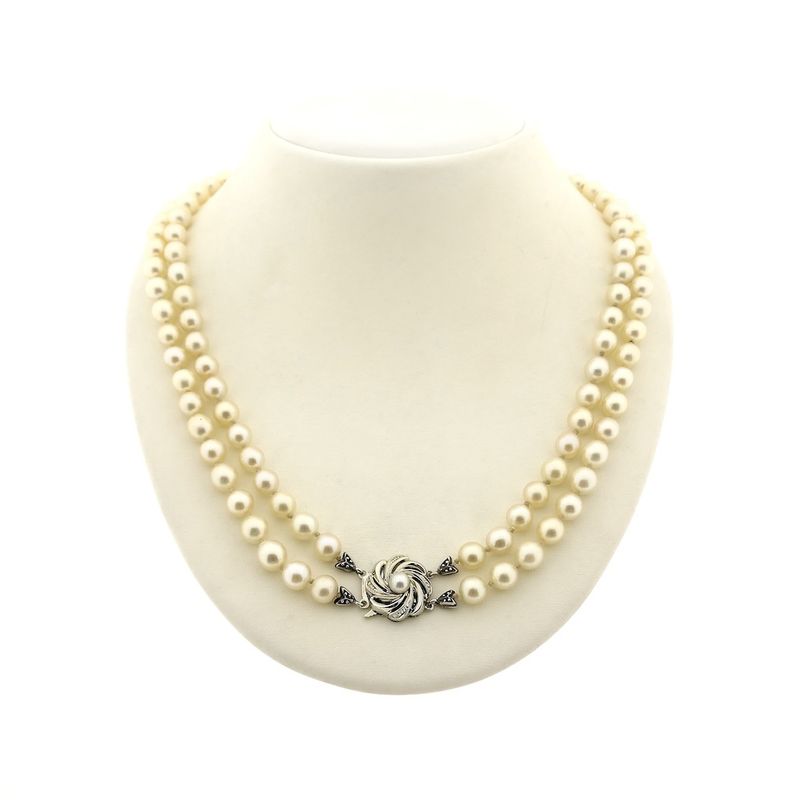 Image 1 of Vintage pearl necklace with white gold clasp | 51 cm