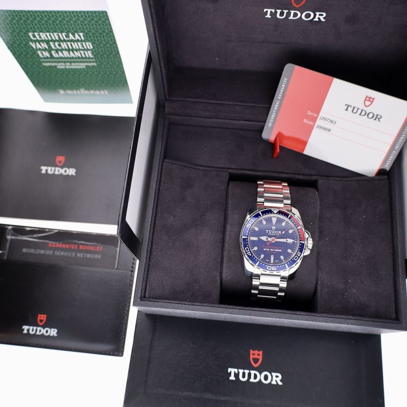 Image 4 of Tudor Hydronaut II 20060B; Automatic men's watch