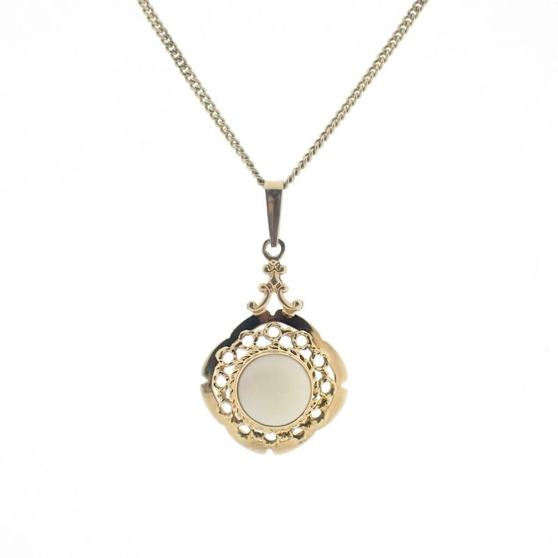 Image 3 of Gold pendant with white opal | Vintage