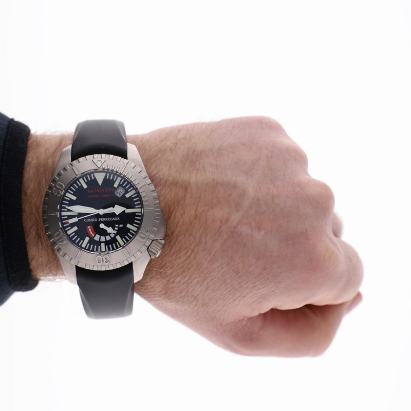 Image 13 of Girard Perregaux Sea Hawk II Pro 'Power Reserve' 49941; Automatic Men's Watch