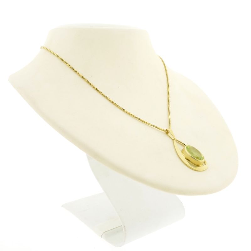 Image 8 of Gold pendant with synthetic gemstone from the 60s