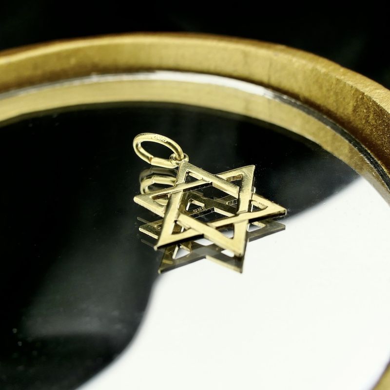 Image 2 of Gold pendant of a Star of David