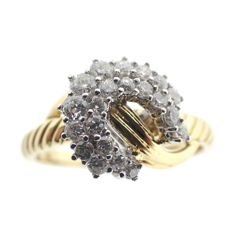 Image 3 of 18-karat gold ring with pavé settings and diamonds | approx. 0.65 ct.