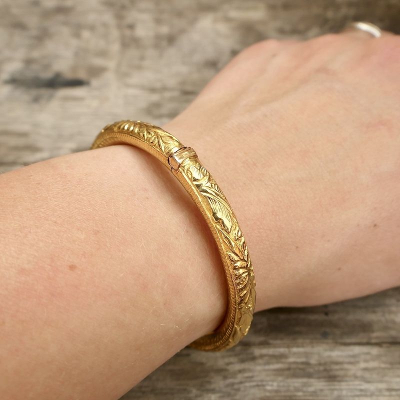 Image 10 of 22 carat Surinamese gold bangle; size S/M