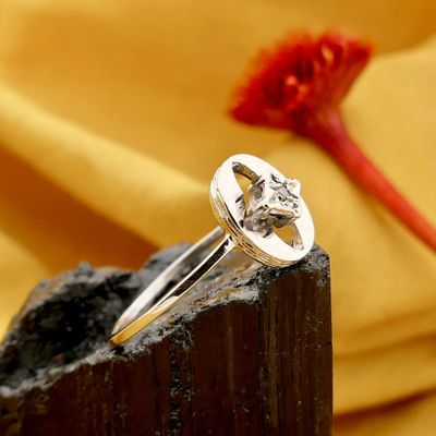 Image 2 of White Gold Ring with Diamond; 0.005 ct.