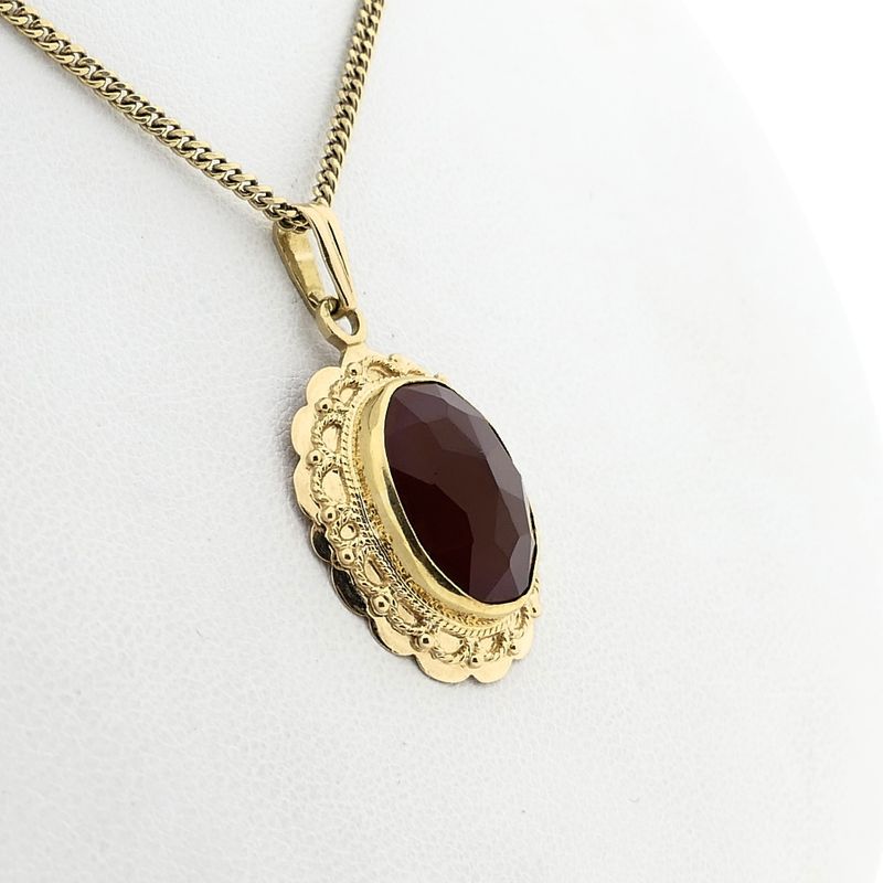 Image 5 of Vintage Gold Pendant with Carnelian