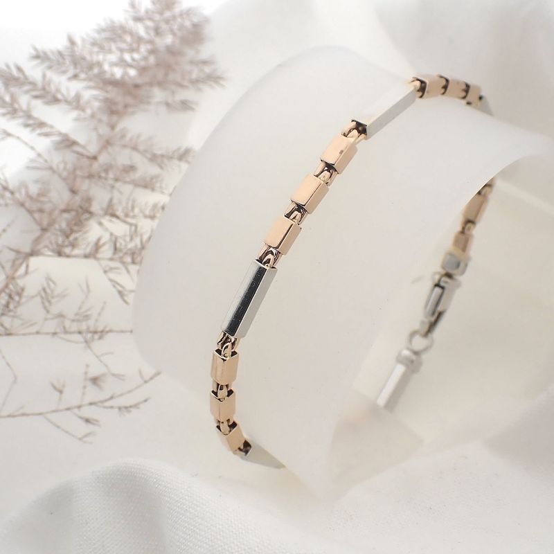 Image 5 of Two-tone gold checkered link bracelet | 19 cm