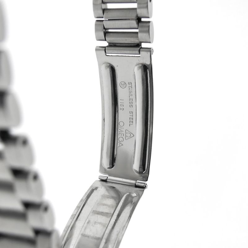 Image 14 of Omega Flightmaster 145.036; Vintage chronograph pilot watch