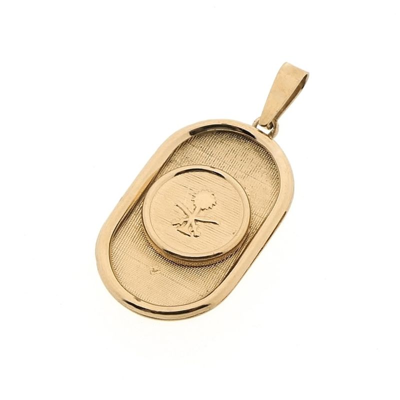 Image 3 of Rose gold pendant with Saudi Arabia emblem