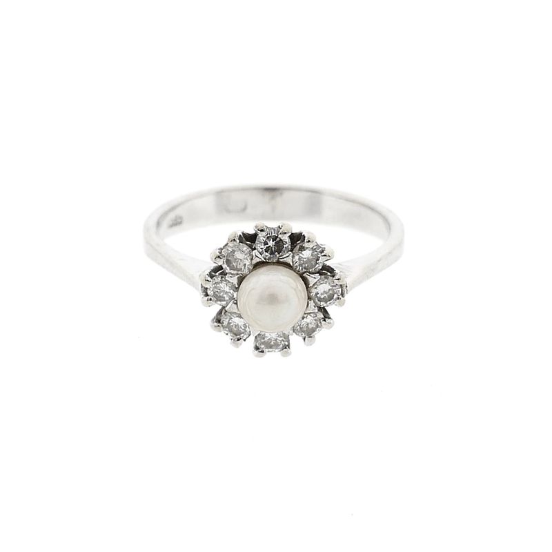 Image 3 of Diamonde White Gold Ring with Pearl & Diamonds