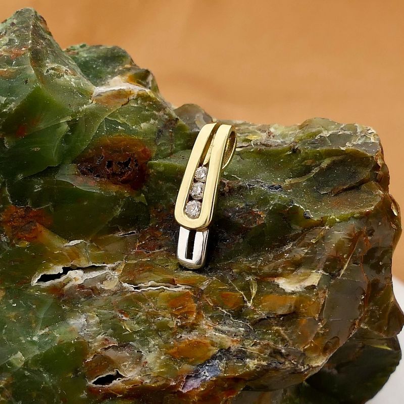 Image 2 of Zinzi Bicolor Gold Pendant with Diamonds
