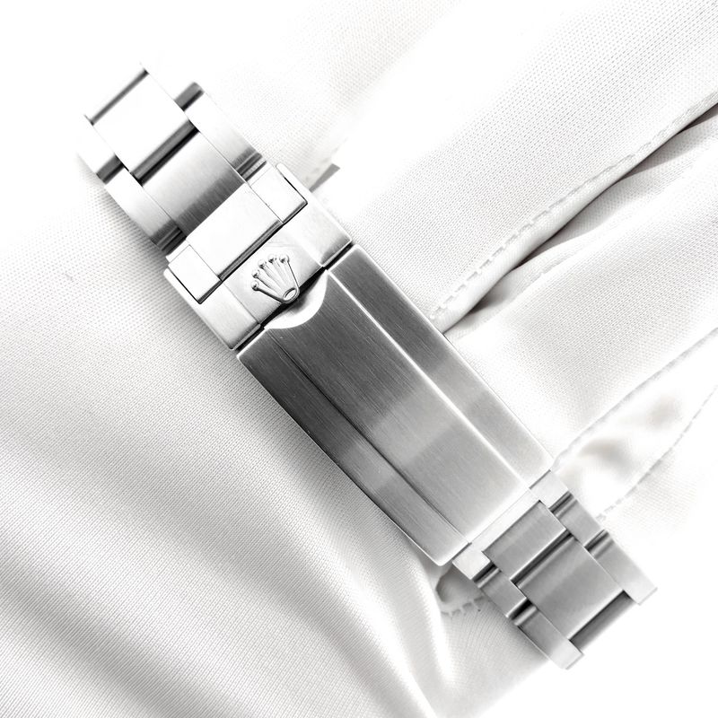 Image 14 of Rolex Submariner 40mm 114060; Automatic men's diving watch