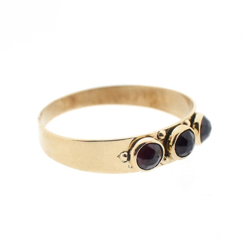 Image 7 of Gold ring with garnet stones | Vintage