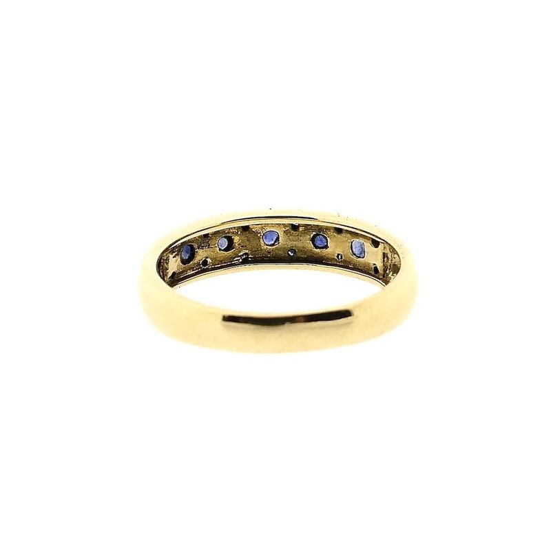 Image 4 of Gold ring with sapphire and diamond; 0.12 ct.