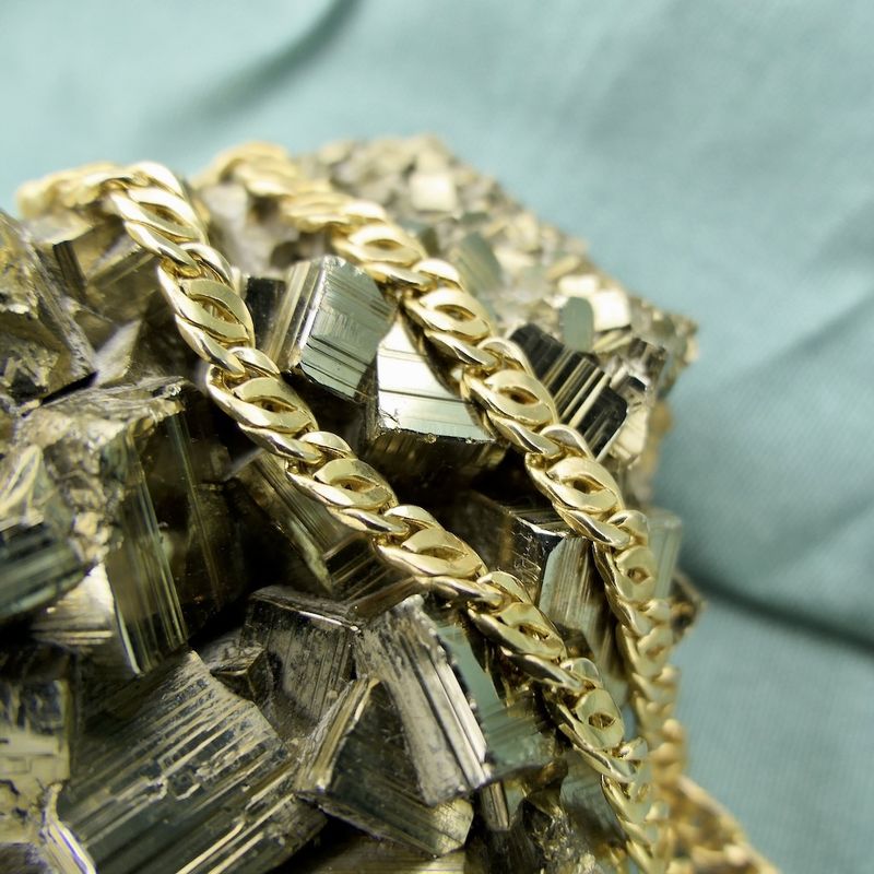 Image 2 of Gold navy gourmet link necklace | 50 cm