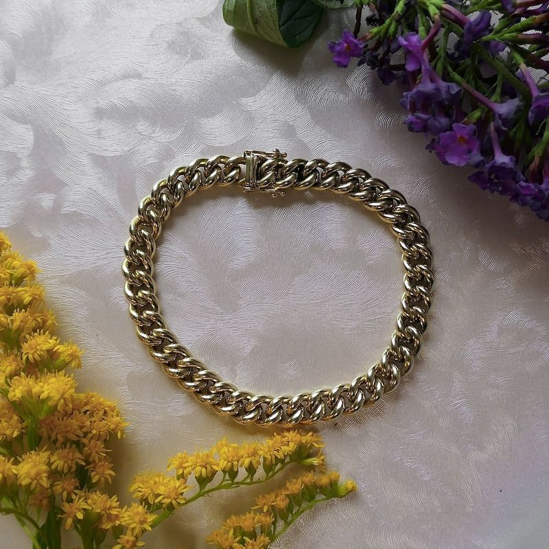 Image 4 of Solid gold gourmet link bracelet