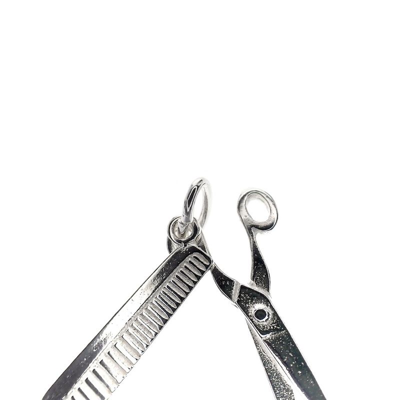 Image 3 of Silver charm; Hairdressing set