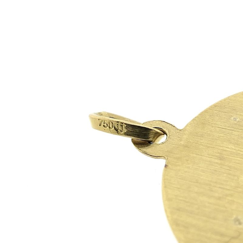 Image 5 of Gold pendant depicted with Mary