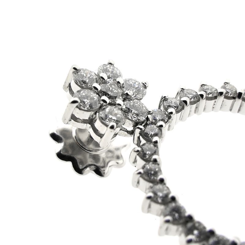 Image 5 of White gold earrings with diamonds; 3.68 ct.