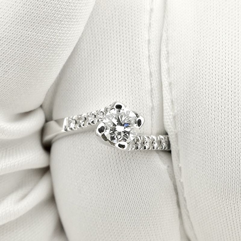 Image 5 of 18K white gold ring with diamonds | 0.35 ct.