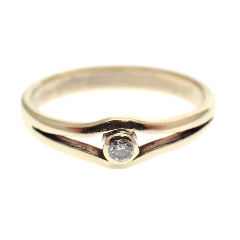 Image 3 of Gold subtle ring with diamond; 0.04 ct.