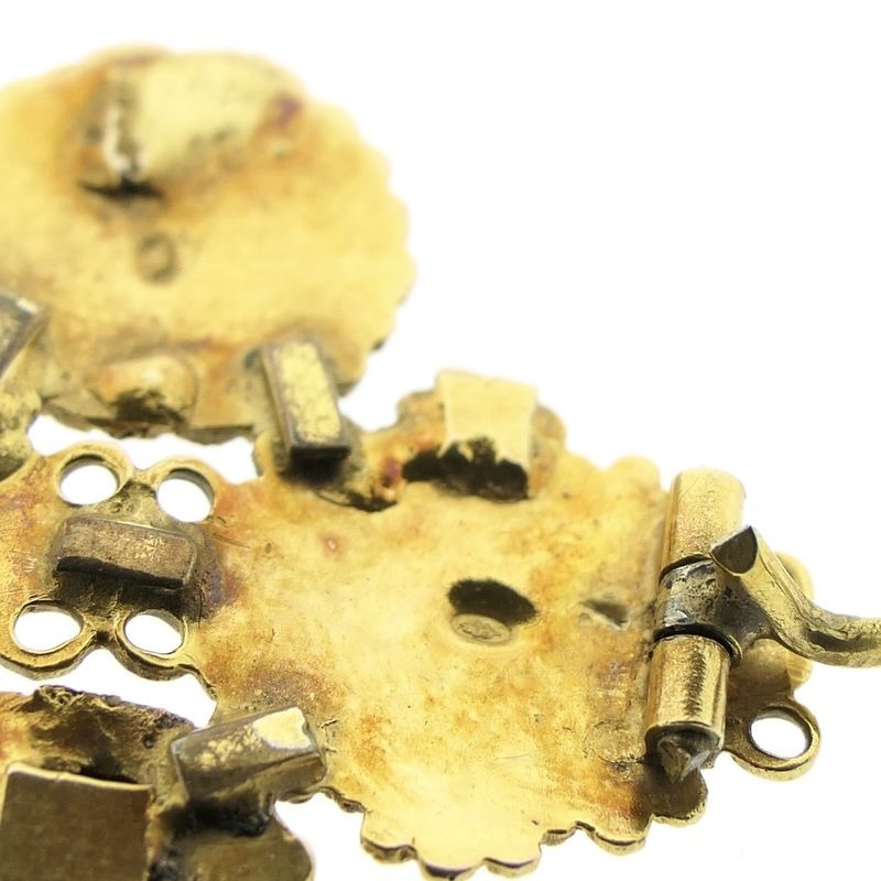 Image 8 of Antique gold brooch with garnet