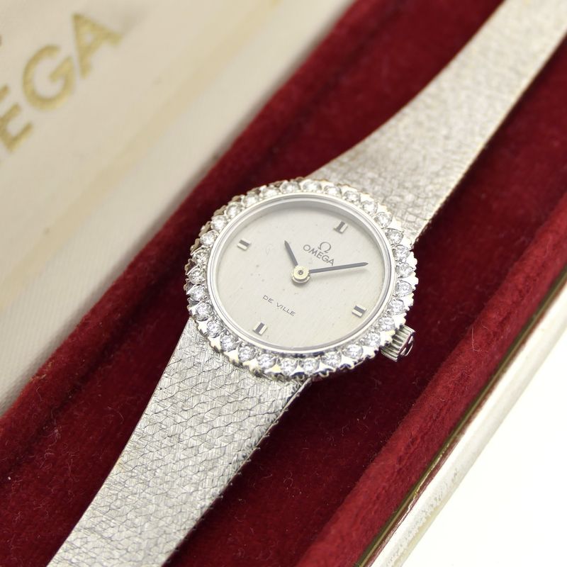 Image 16 of Omega De Ville 'Cocktail Watch'; 18k white gold women's watch with diamonds