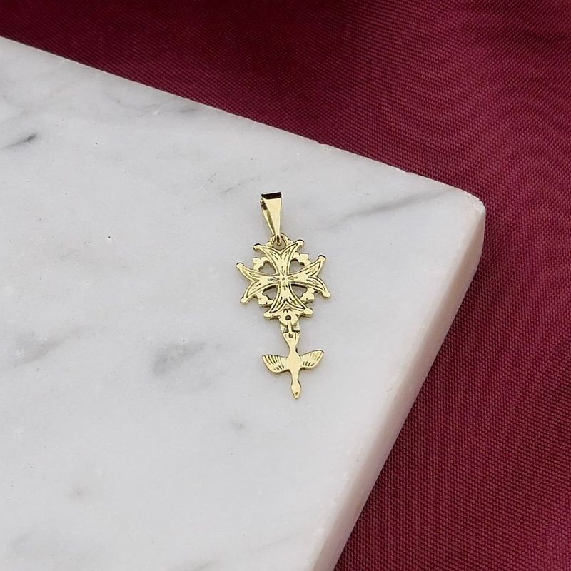 Image 2 of Gold pendant of a Huguenot cross