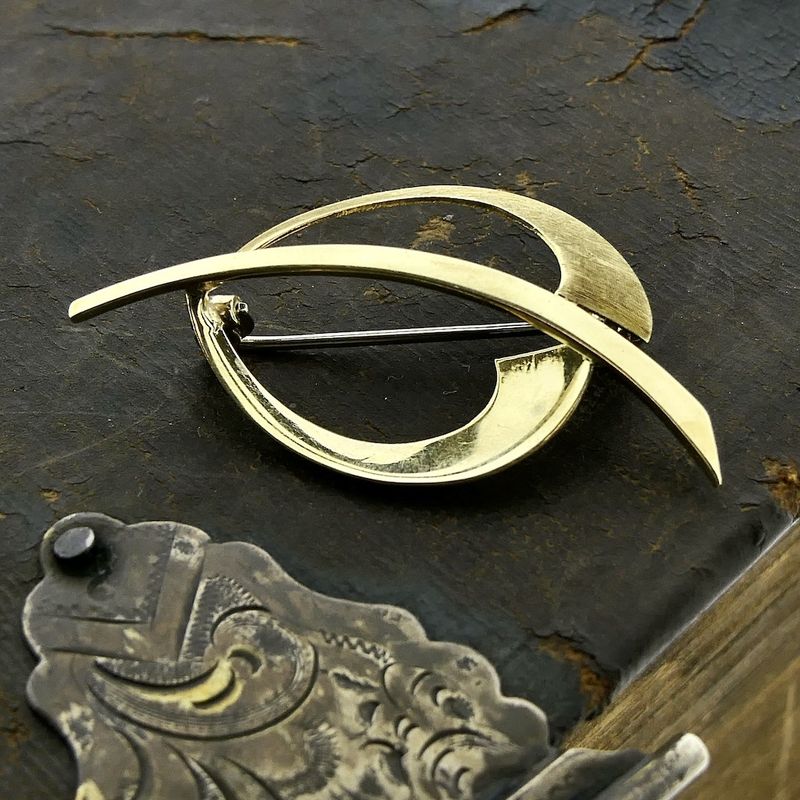 Image 7 of Golden abstract brooch