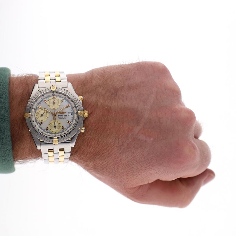 Image 13 of Breitling Chronomat Chronograph 'Mother of Pearl' B13352; Automatic Men's Watch