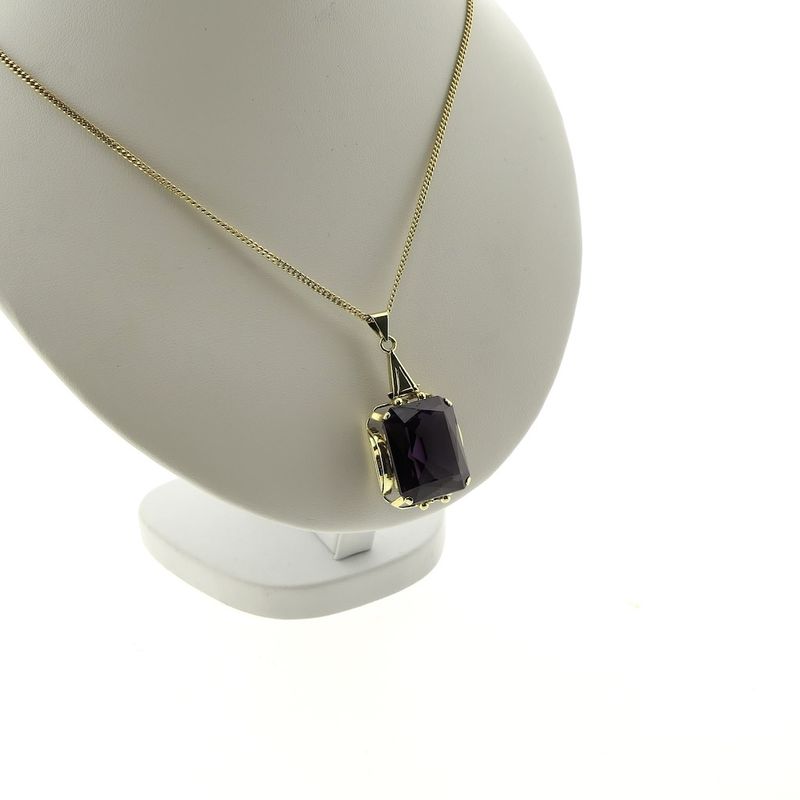 Image 6 of Gold pendant with synthetic sapphire