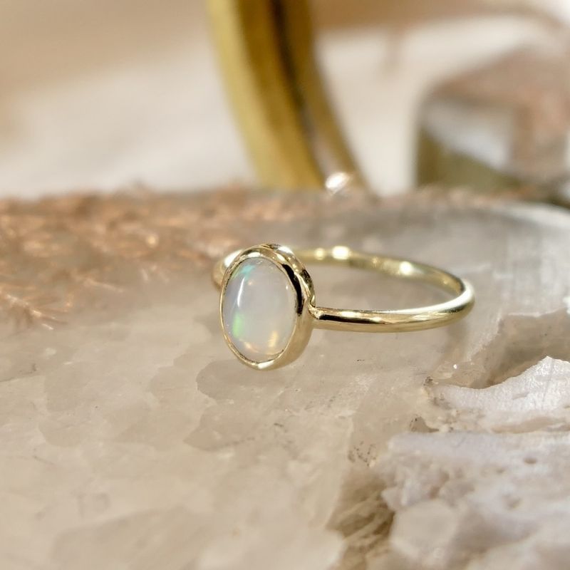 Image 2 of Gold ring with precious opal