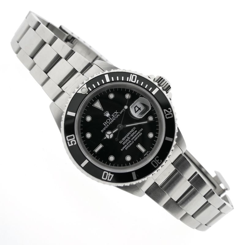 Image 14 of Rolex Submariner Date 16610; Men's diving watch in full set from 1995