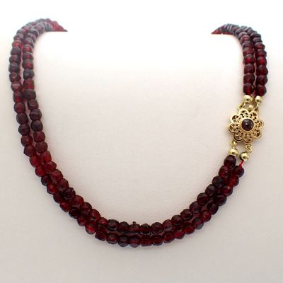 Image 1 of Vintage glass bead necklace with gold clasp