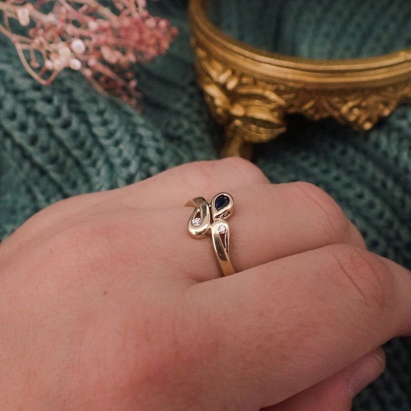 Image 4 of Gold ring with diamonds and sapphire | 0.04 ct.