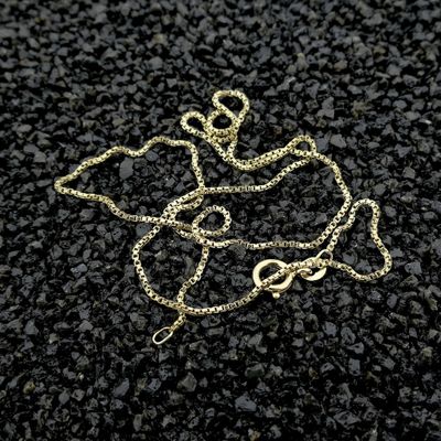 Golden Venetian link chain Image 2 of Golden Venetian link chain