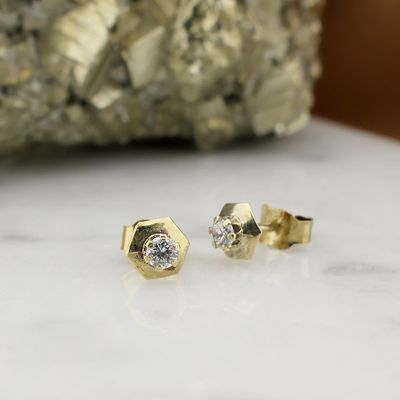 Image 2 of Gold stud earrings with zirconia