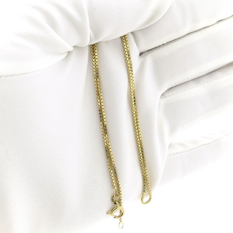 Image 5 of 8 carat Venetian link chain