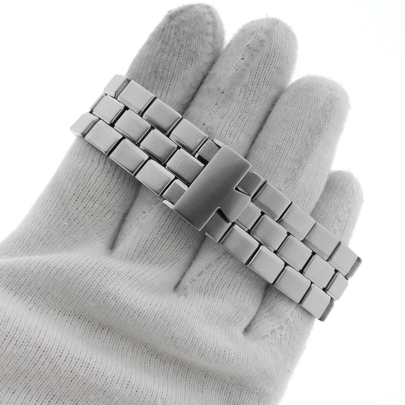 Image 10 of Vacheron Constantin Overseas Chronograph 49140; Automatic men's watch