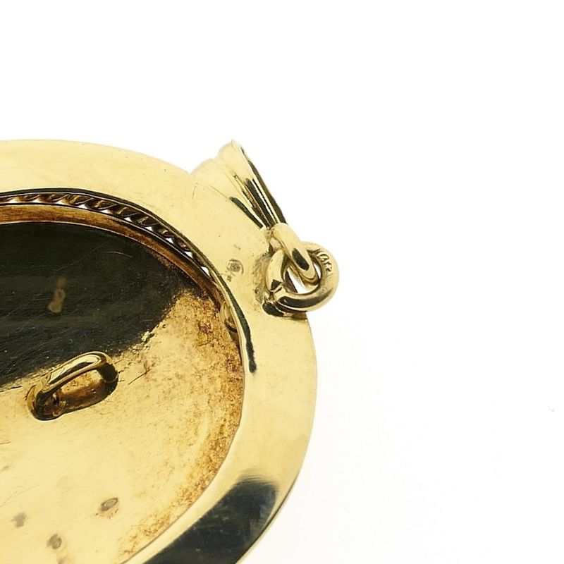 Image 7 of Vintage gold pendant with flower