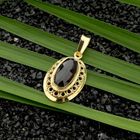 Image 2 of Gold pendant with garnet