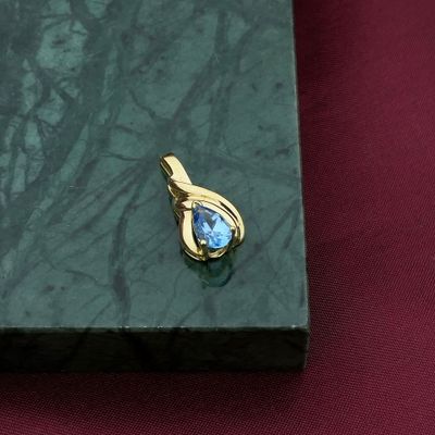 Image 2 of Gold pendant with Aquamarine