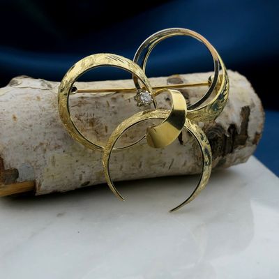 Image 2 of Vintage two-tone gold fantasy brooch with diamond; 0.035 ct.