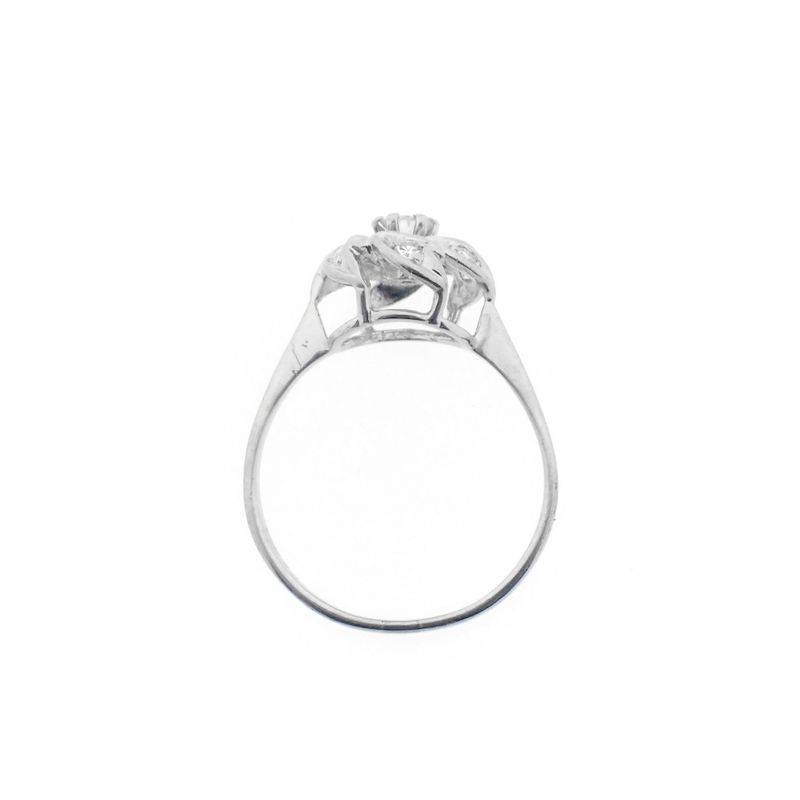 Image 8 of White gold ring with diamonds | 0.21 ct.