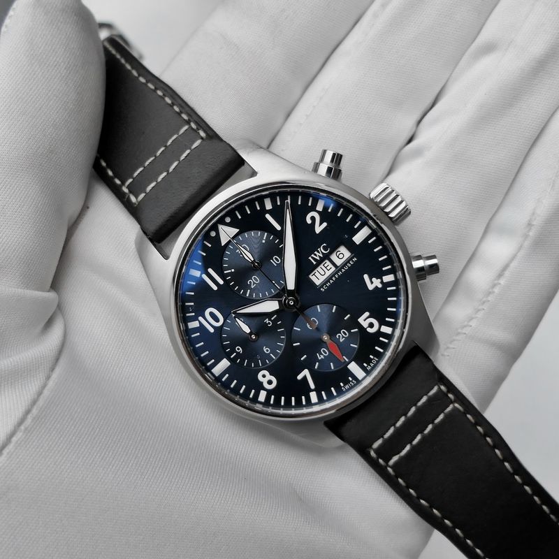 Image 12 of IWC Pilot Chronograph IW3881; Automatic men's watch