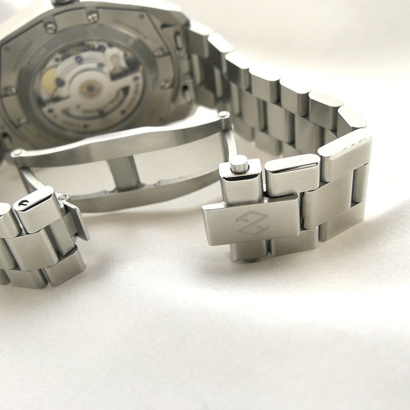 Image 14 of Formex Essence ThirtyNine Chronometer 1030; Automatic men's watch