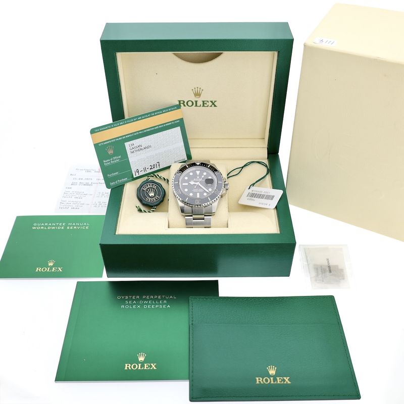 Image 20 of Rolex Sea-Dweller 43mm 126600; Men's diving watch