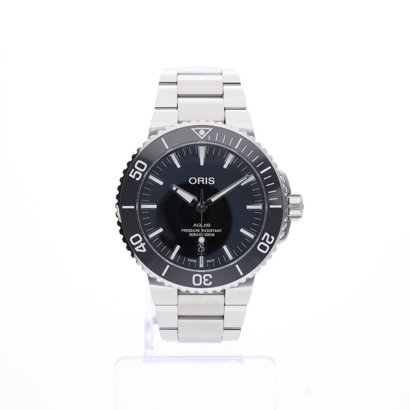 Image 1 of Oris Aquis Date 01.733.7730.4134; Automatic men's diving watch