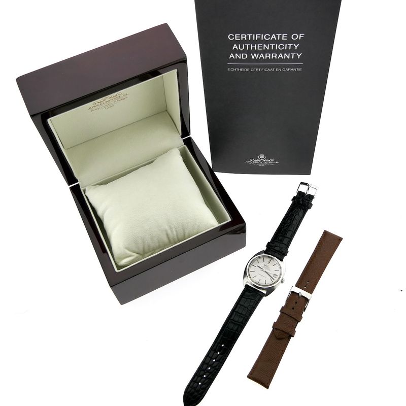 Image 4 of Omega Constellation Automatic Chronometer; Vintage horloge met 'linen' wijzerplaat